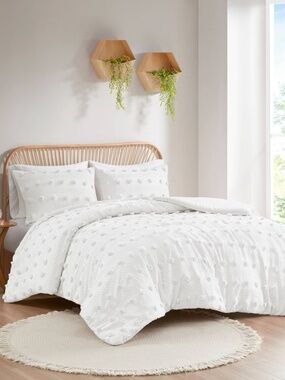 Intelligent Design 3pc Full/Queen Elise Clip Jacquard Duvet Cover Set Ivory
